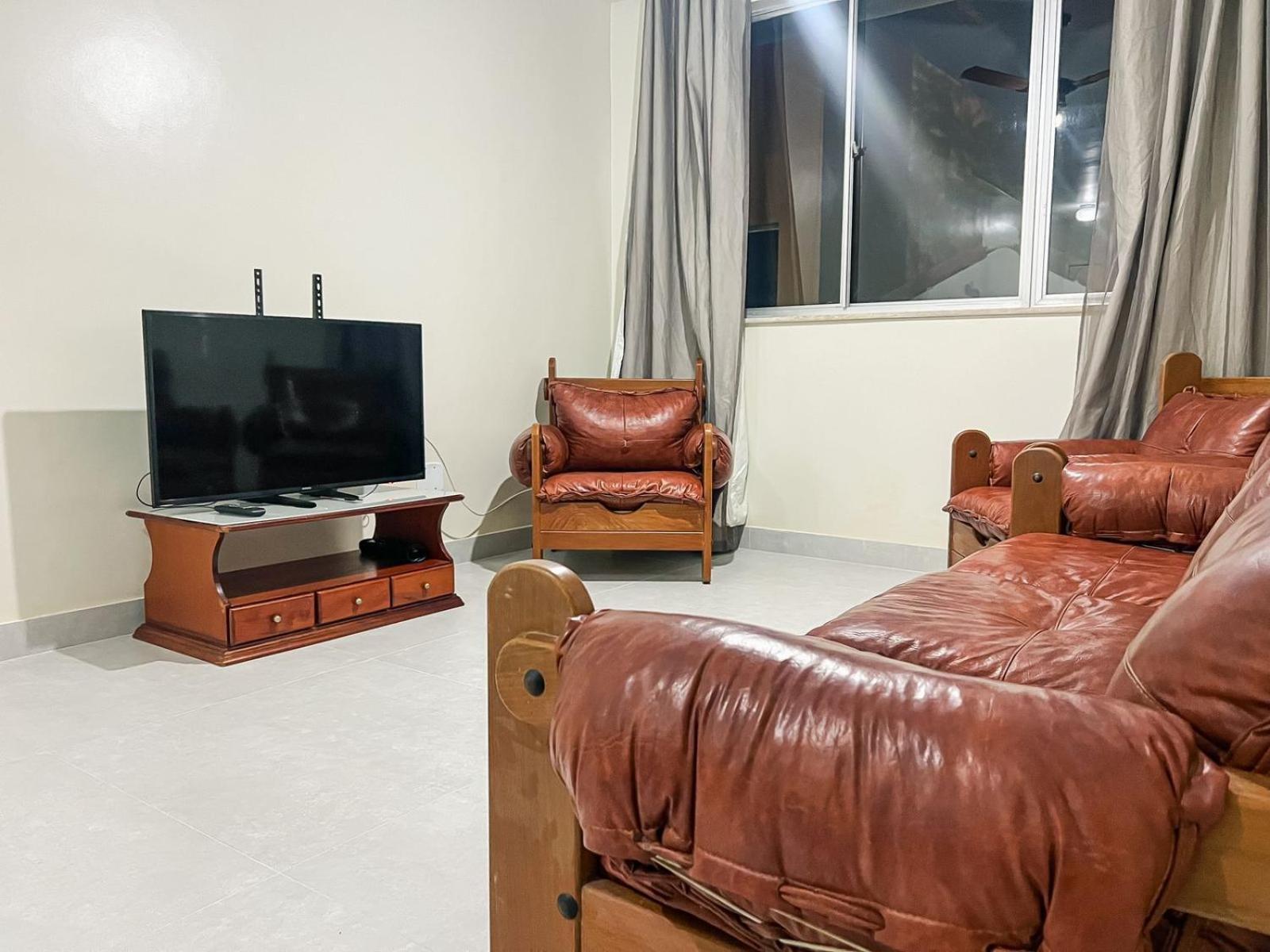 Apartamento Na Praia Do Forte - Poucos Passos Do Mar Cabo Frio Esterno foto